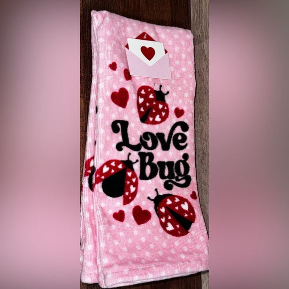 Love Bug Kitchen Towel 2 Pack - Picture 4 of 5